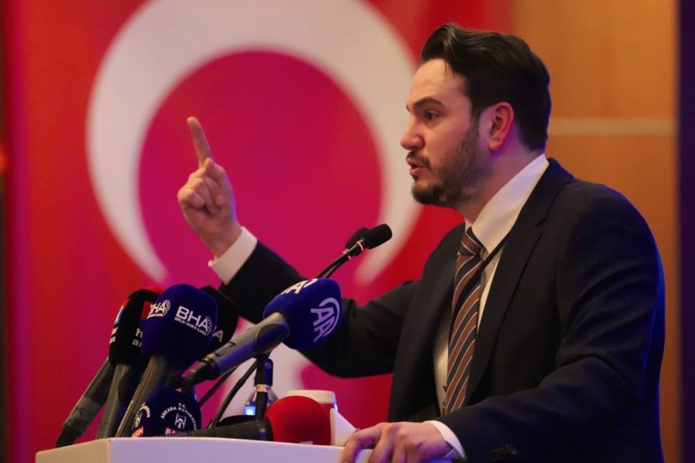 İYİ Parti'den DEM Parti'ye net mesaj: 'Öcalan’ın merkezinde olduğu hiçbir süreçte yer almayız' 